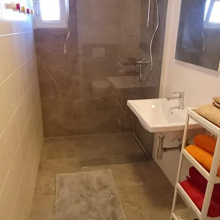 Apartament Graf-apartments-vir-zadar