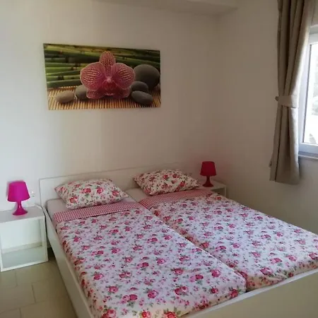 Apartment Graf-apartments-vir-zadar *