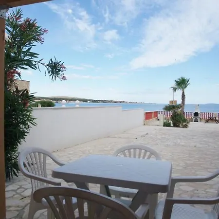 Apartment Graf-apartments-vir-zadar *