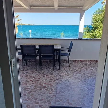 Apartman Graf-apartments-vir-zadar