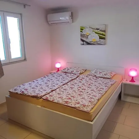 Apartman Graf-apartments-vir-zadar *