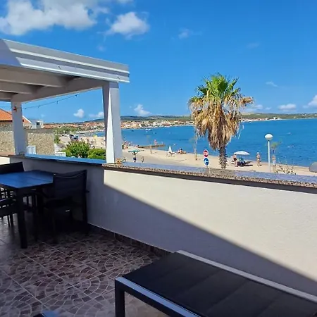 아파트 Graf-apartments-vir-zadar 비르